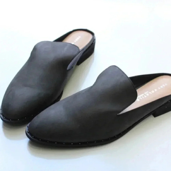 NWOT Very Volatile studded mulea - Picture 9 of 10